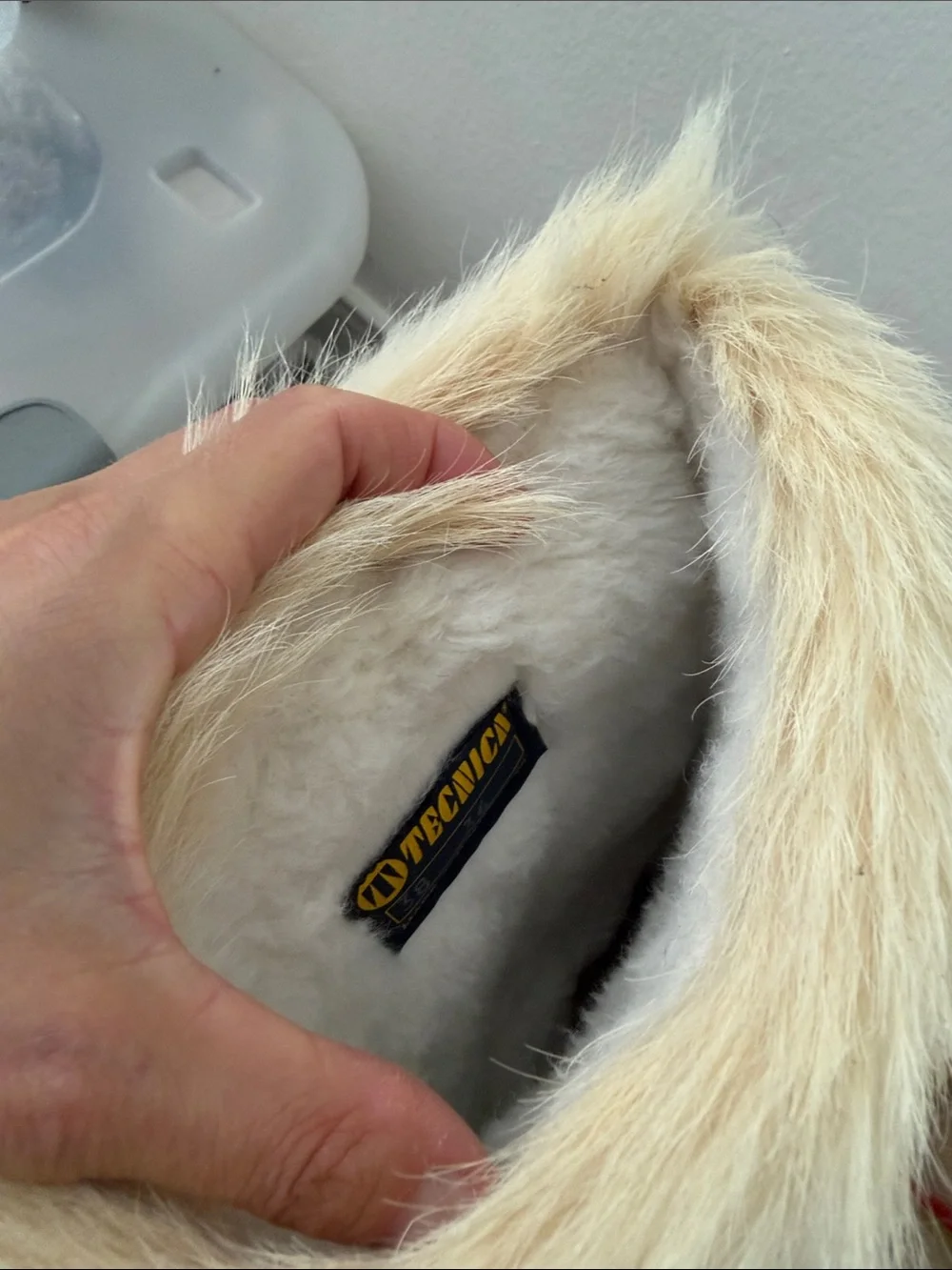 Tecnica Cream Fur-Trim Beaded Moccasin Boots
